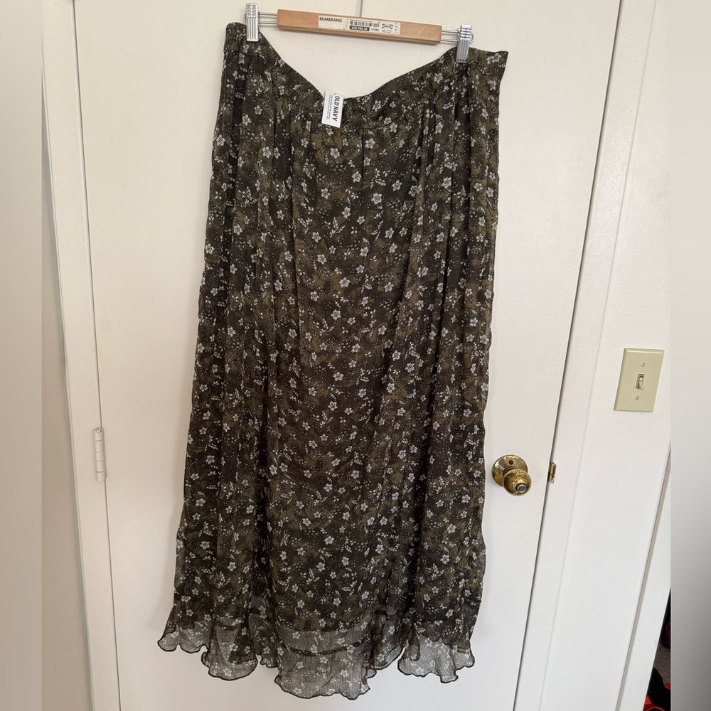 Olive green floral skirt with ruffle- Size Tall XXL